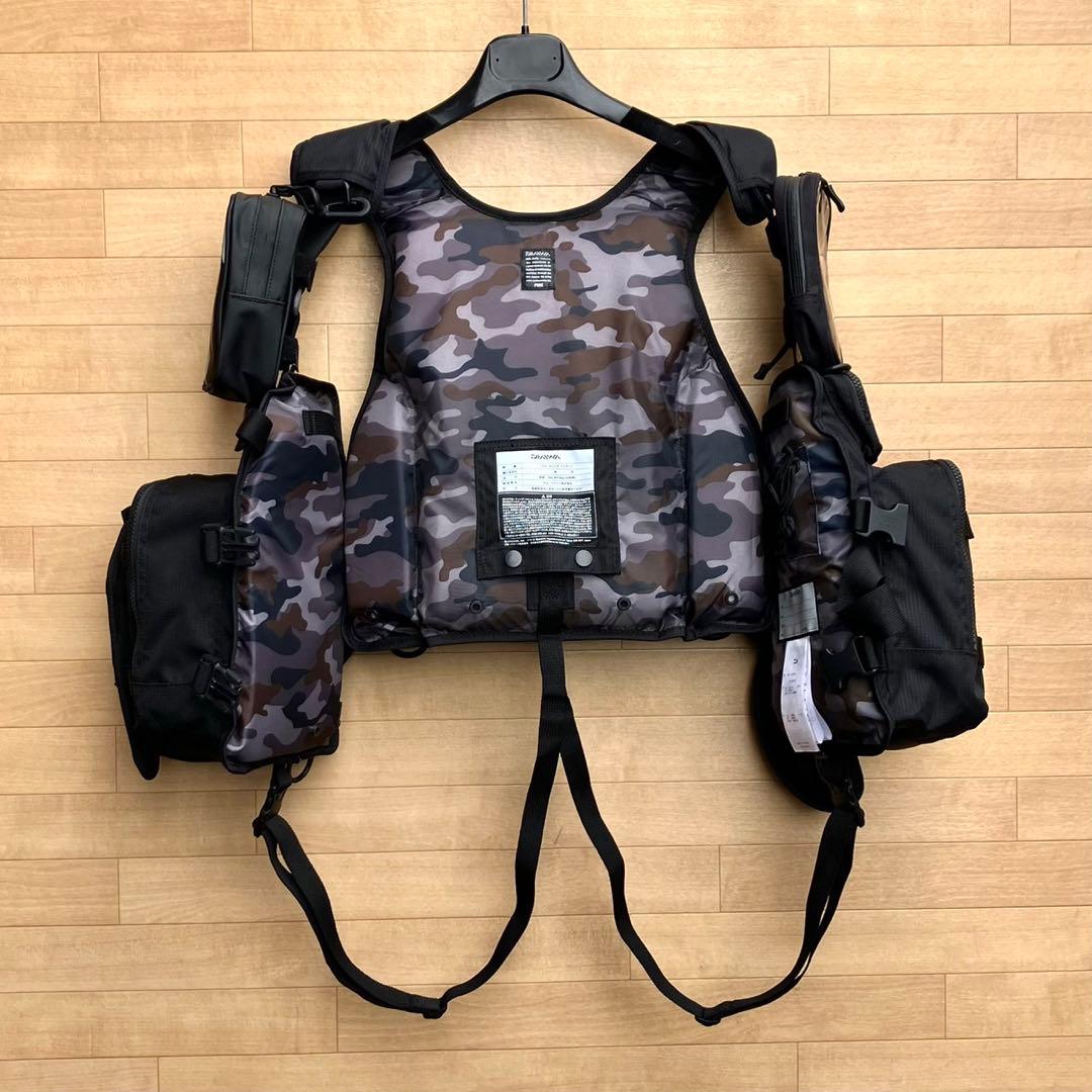 美品 ダイワ フローティングベスト ライフジャケット フロートゲームベスト