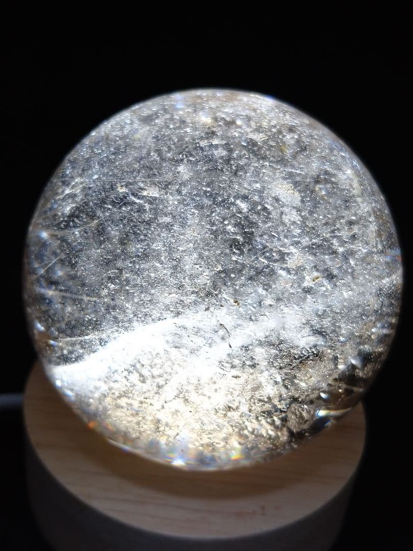 天然石■スモーキールチル■虹入り■丸玉■スフィア■台座付き■これマジやばいやつ