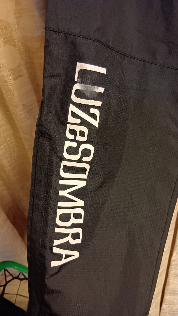 Luz e Sombra フード付きウィンドブレーカー　セットアップ