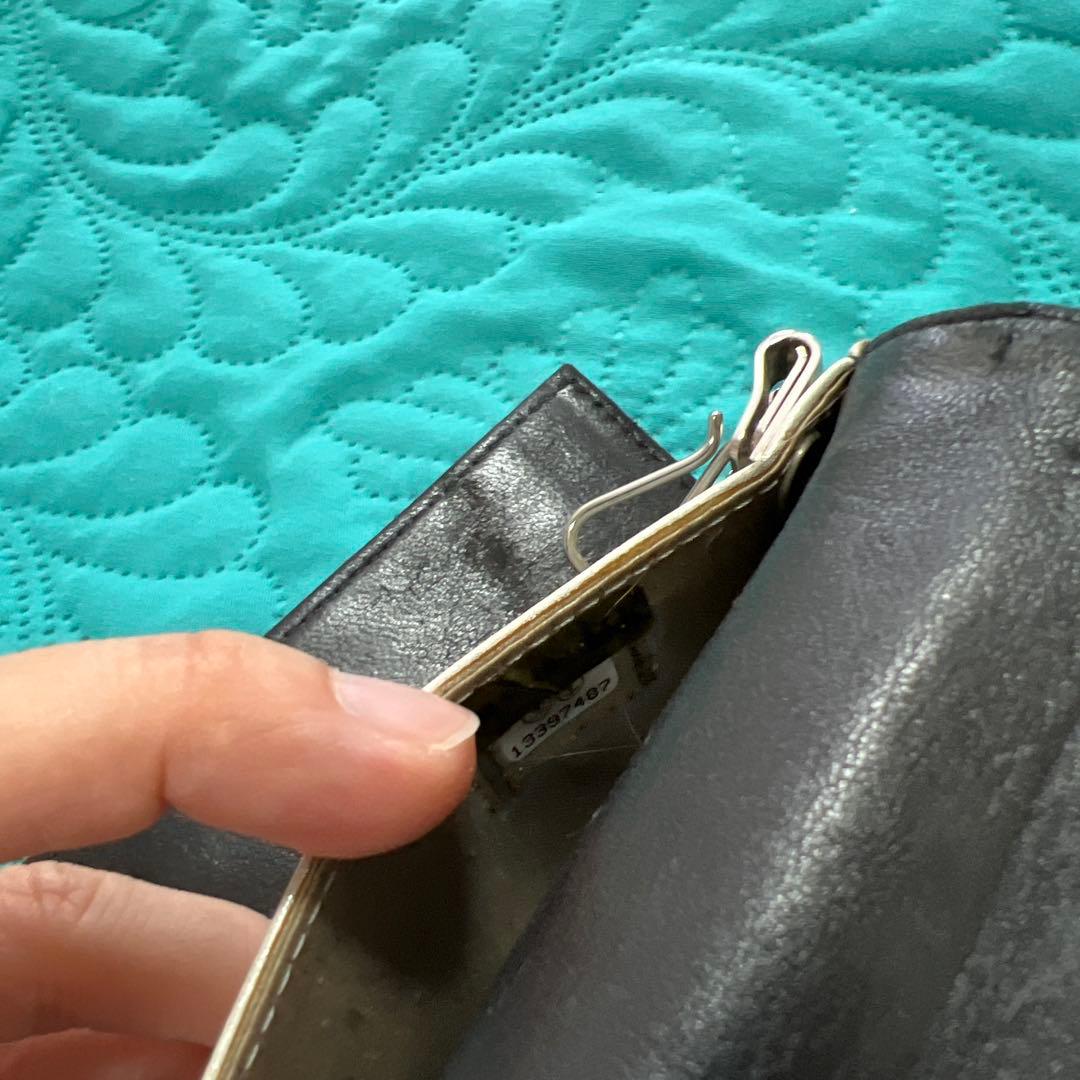 CHANEL ブラック レザー 6連キーケース　カメリア　良品　シリアルシール有