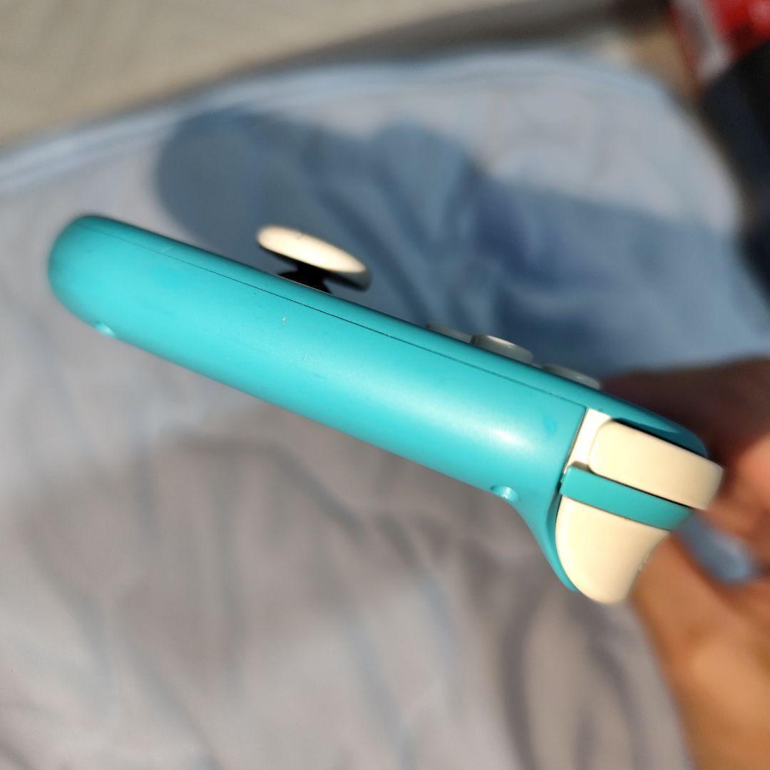 スイッチライト 本体 ターコイズ ブルースクリーン