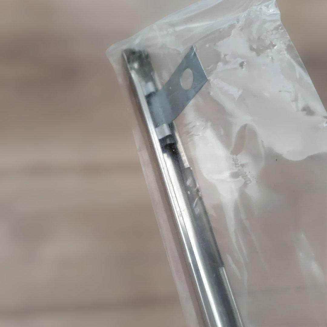 NISSAN 日産　サニトラ 　新品ボンネットモール　サニートラック