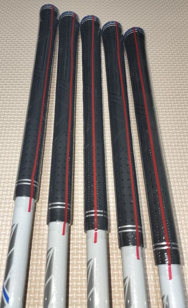 vancleef1028様【新品】ゼクシオ12　アイアンセット 5本組　硬さR