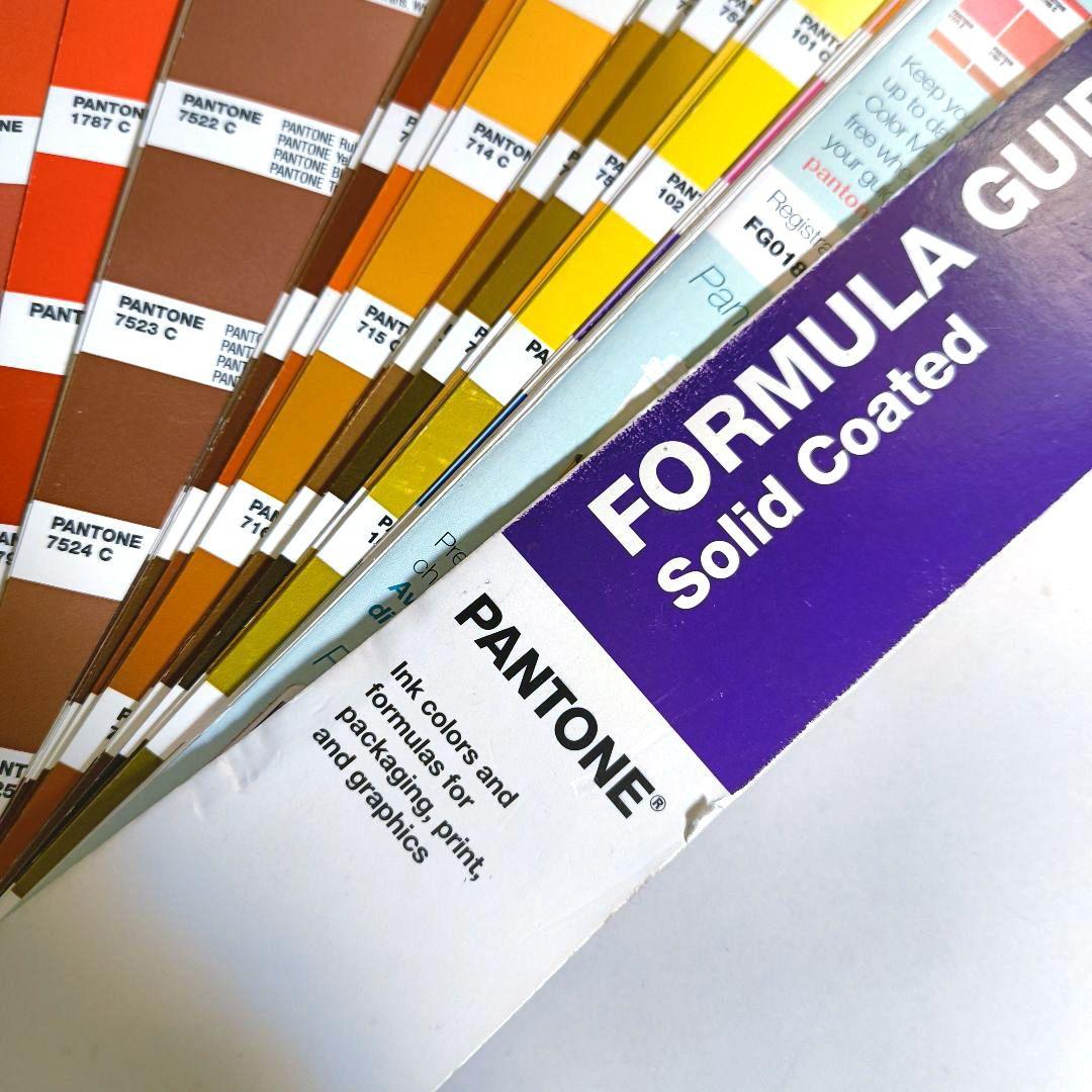PANTONE Formula Guide Solid Coated 2019版