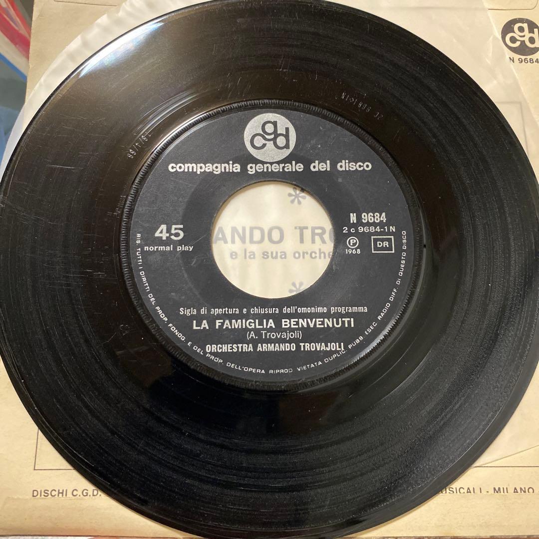 洋楽 LA FAMIGLIA BENVENUTI /ARMANDO TROVAJOLI