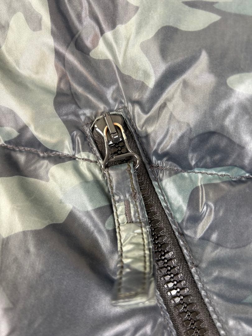 デュベティカ　ダウンベスト　　DUVETICA