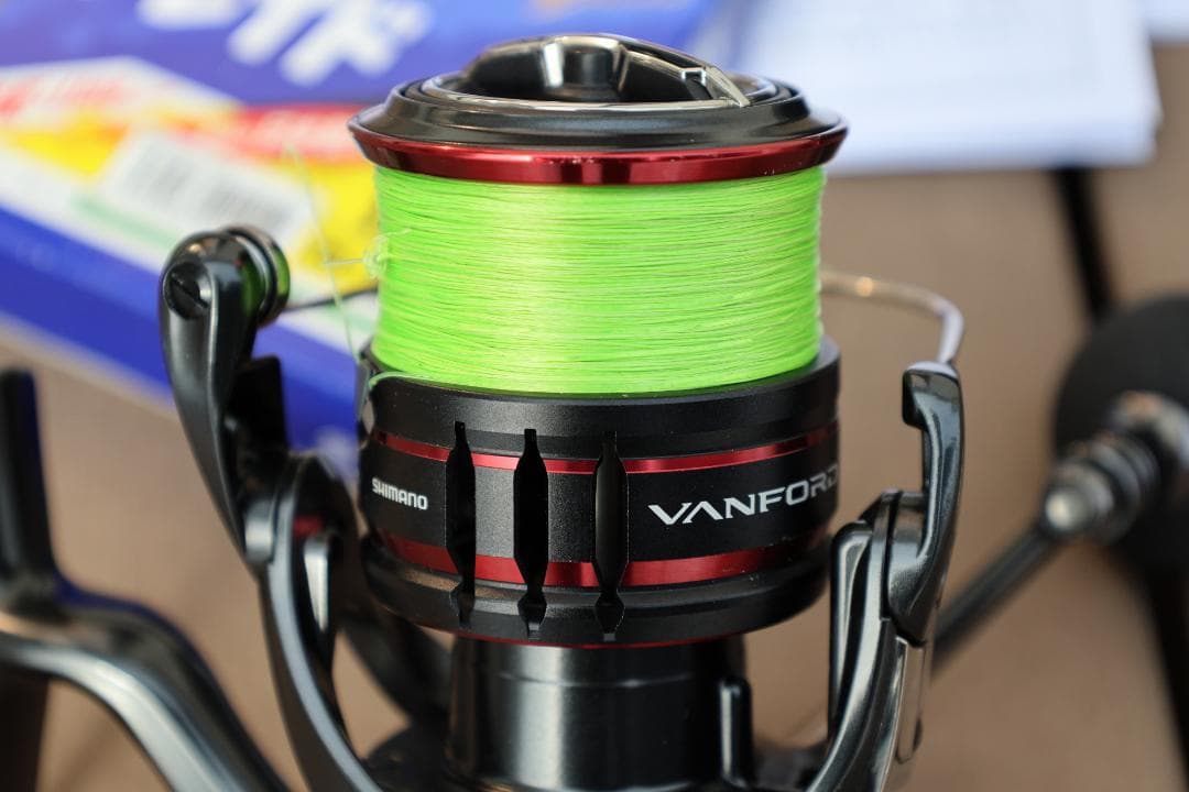 シマノ　 ヴァンフォード C5000XG、PE、αタックル製 新品リールセット