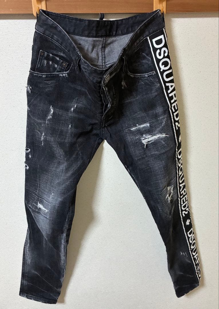 ディースクエアード スケーターブラックデニム（42）