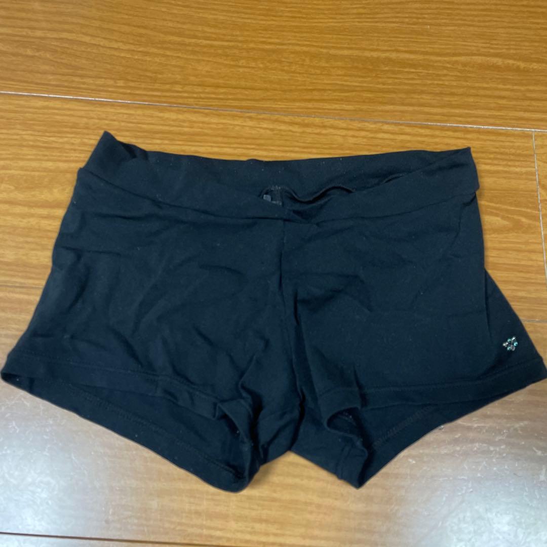 チャコット　バレエ　セット　レオタードとショートパンツセット　140