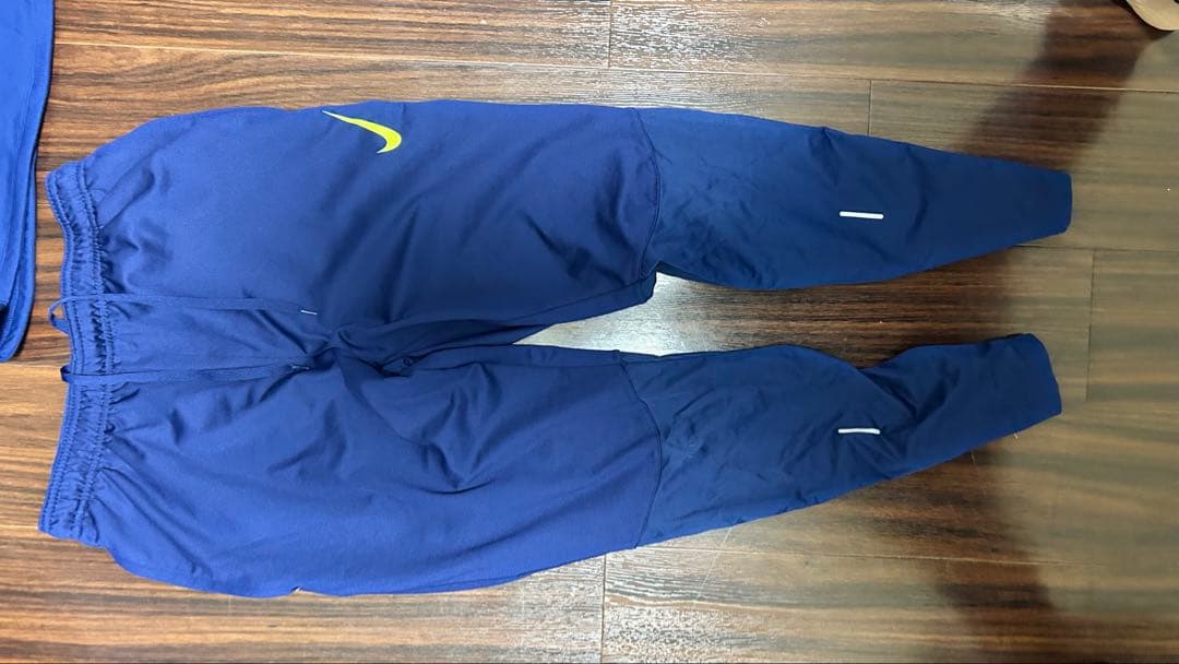 Nike ネイビー 長袖ジャージ 上下セット　Lサイズ