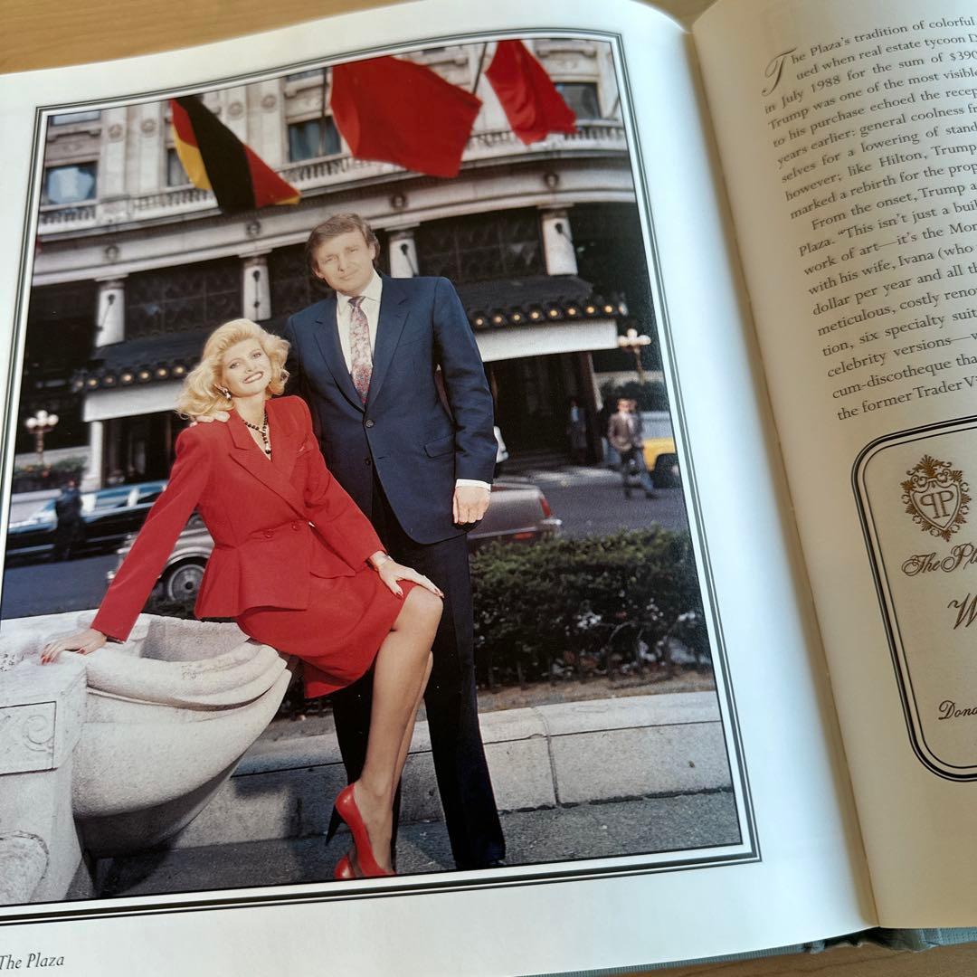 AT THE PLAZA プラザホテル　ニューヨーク　洋書　大型本