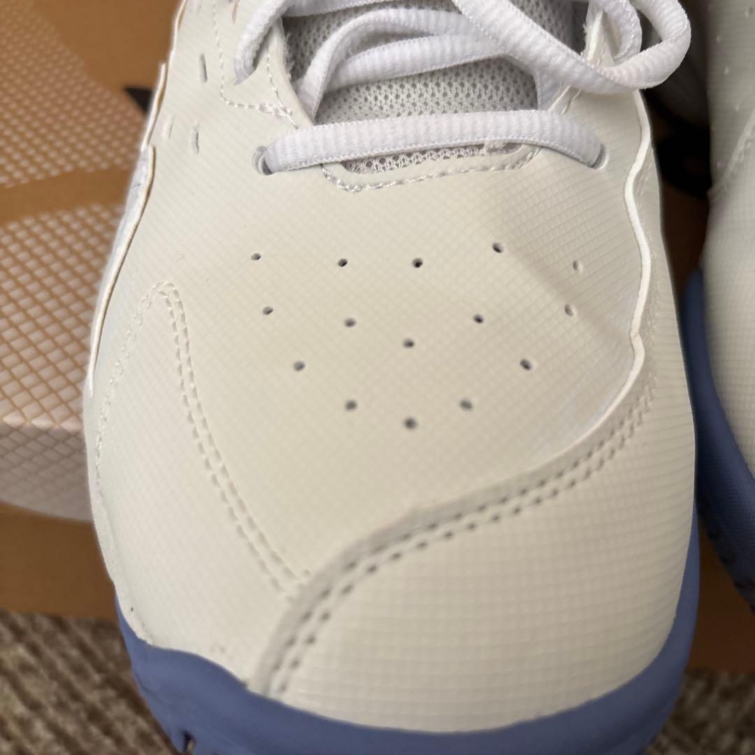 victor バドミントンシューズ　27cm