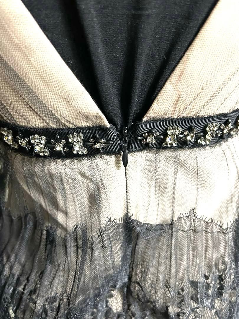 Anniversaire 表参道のベストドレス　ビジュと瀟酒なレース