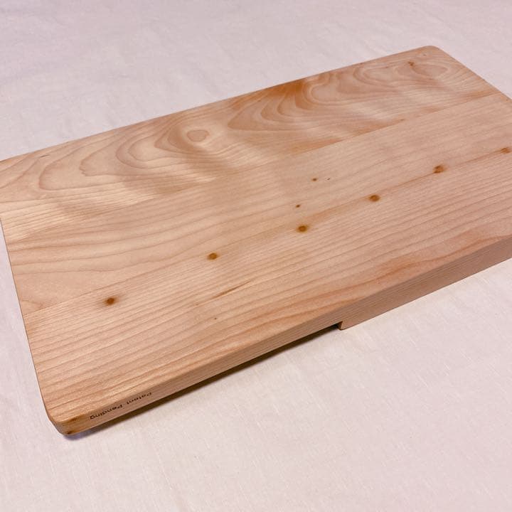 ブレッドナイフと木製カッティングボード　Montana