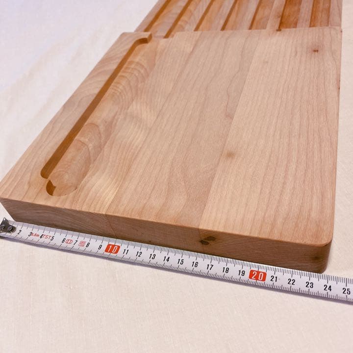 ブレッドナイフと木製カッティングボード　Montana