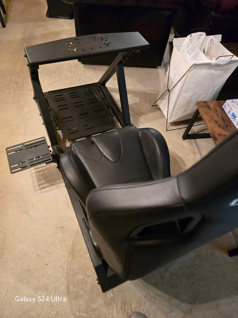 level racing ゲーミングチェア　コックピット　スタンド