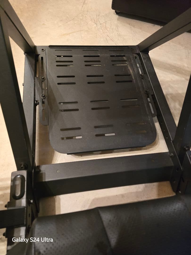 level racing ゲーミングチェア　コックピット　スタンド