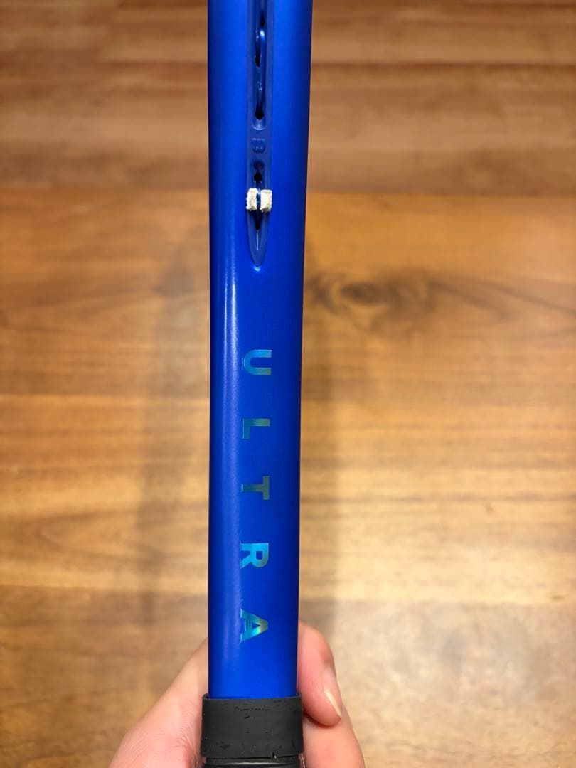 うるふるWilson ウルトラV5 111 グリップ2テニスラケット 2