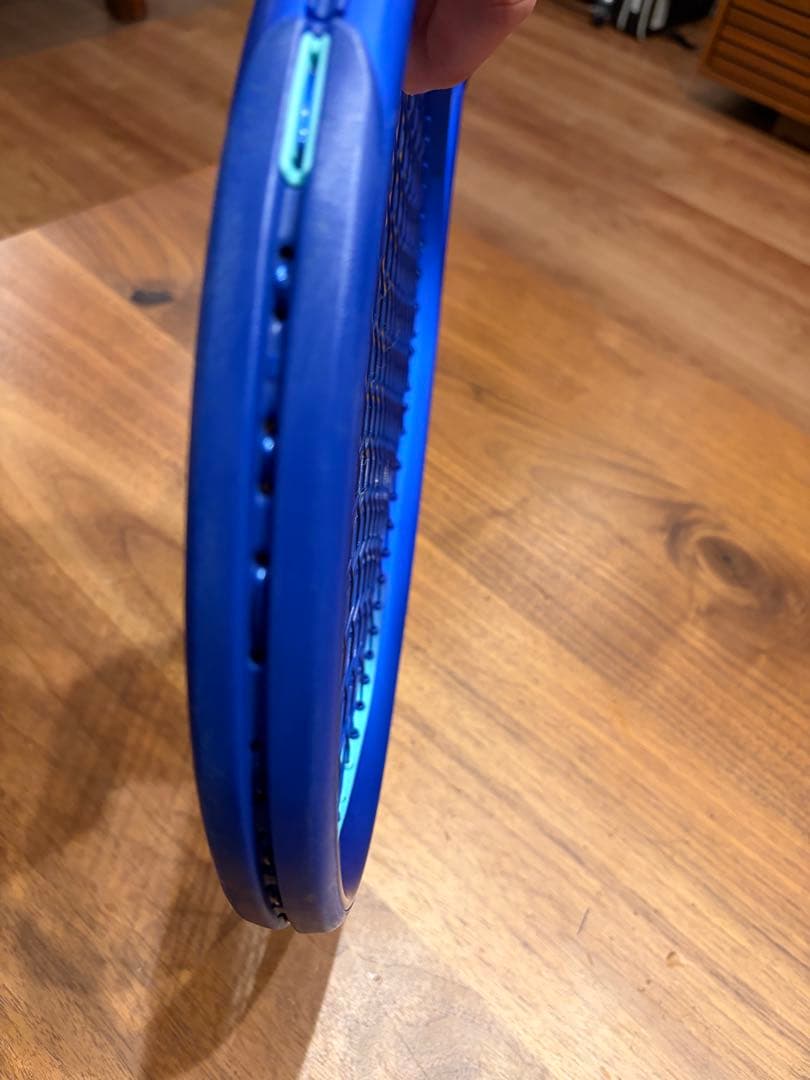 うるふるWilson ウルトラV5 111 グリップ2テニスラケット 2