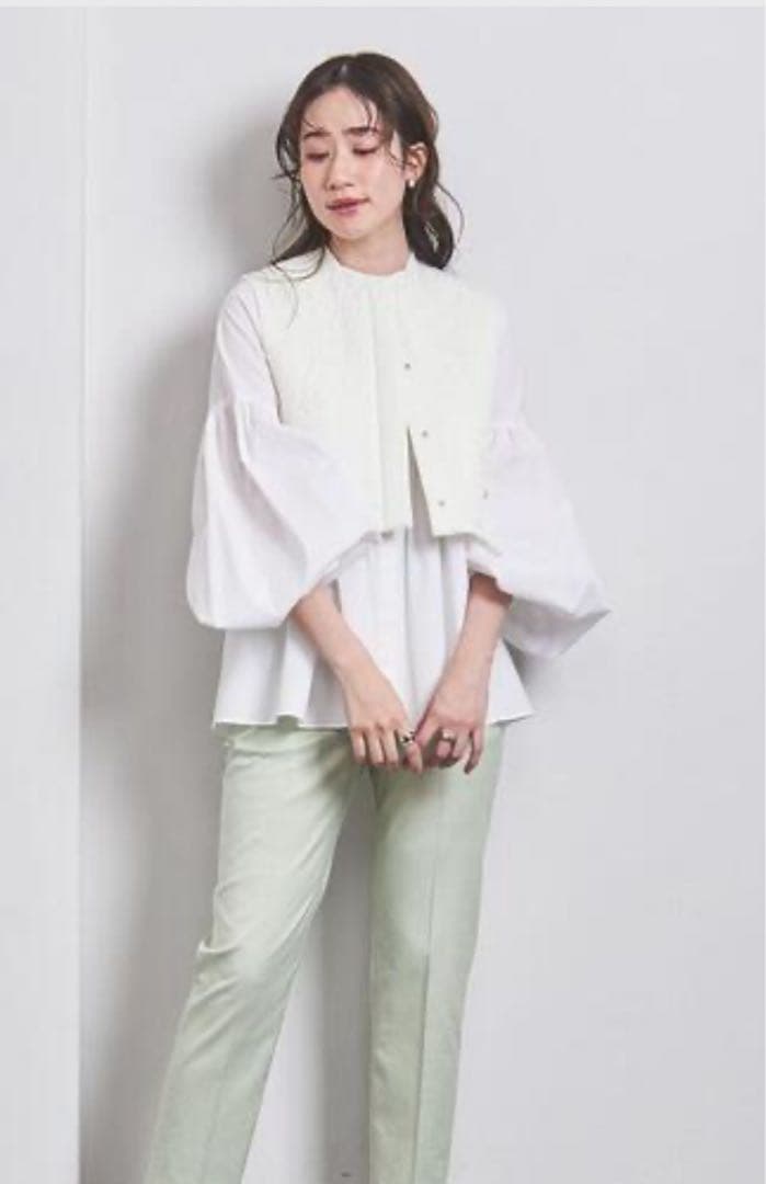 UNITED ARROWS エンブロイダリーキルト ショートベスト　キルティング