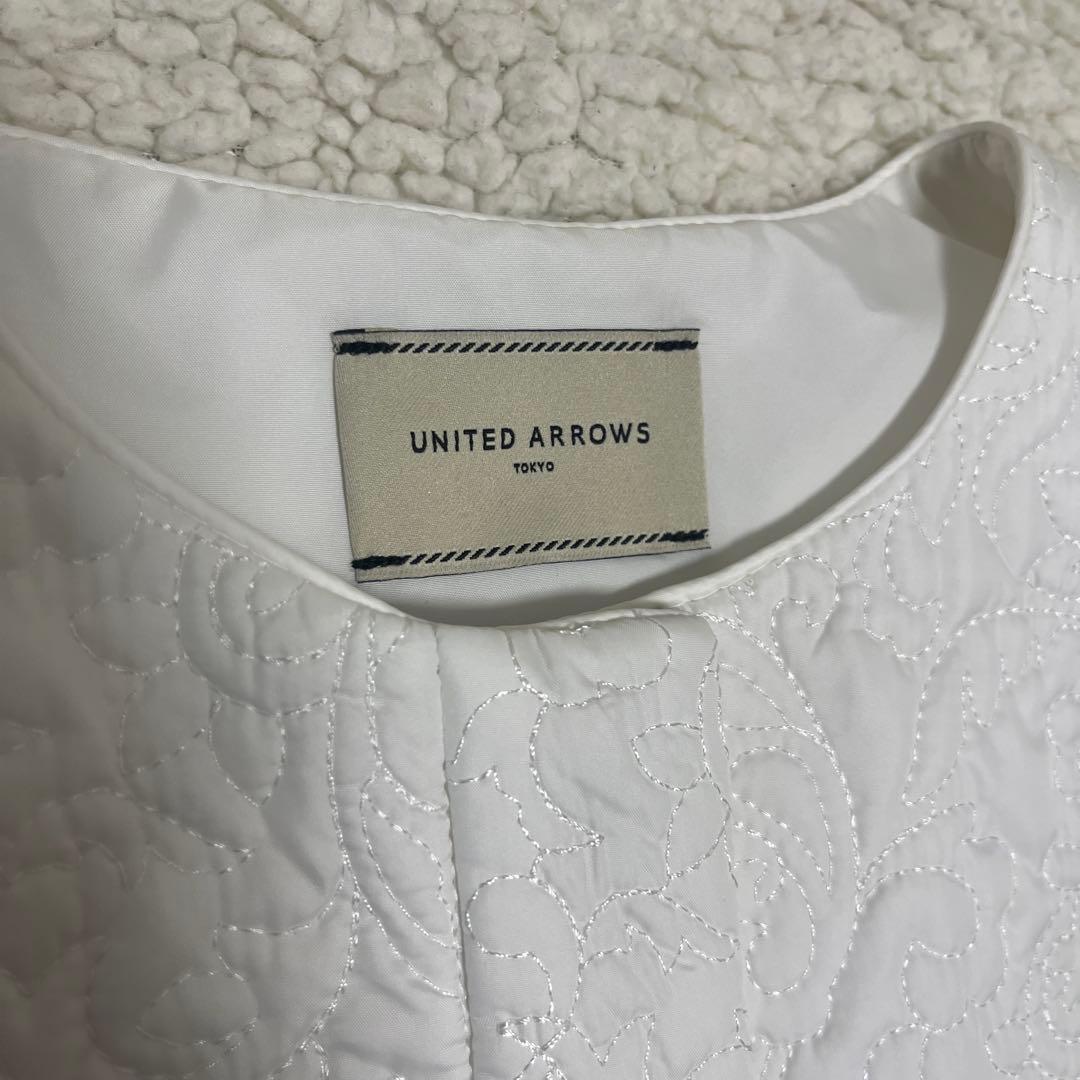 UNITED ARROWS エンブロイダリーキルト ショートベスト　キルティング