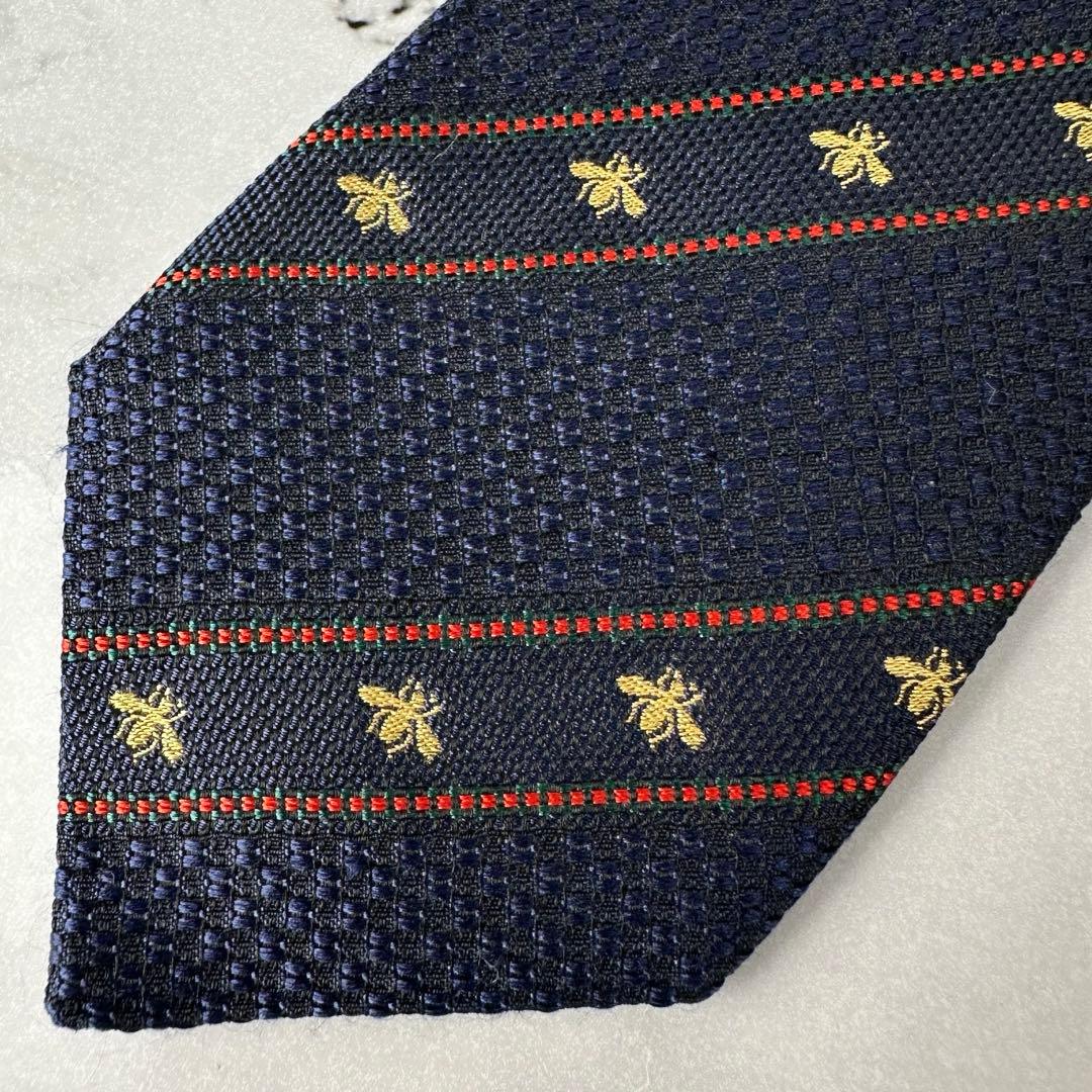 新品タグ付き✨GUCCI グッチ 高級ネクタイ ビー ストライプ 7cm 現行