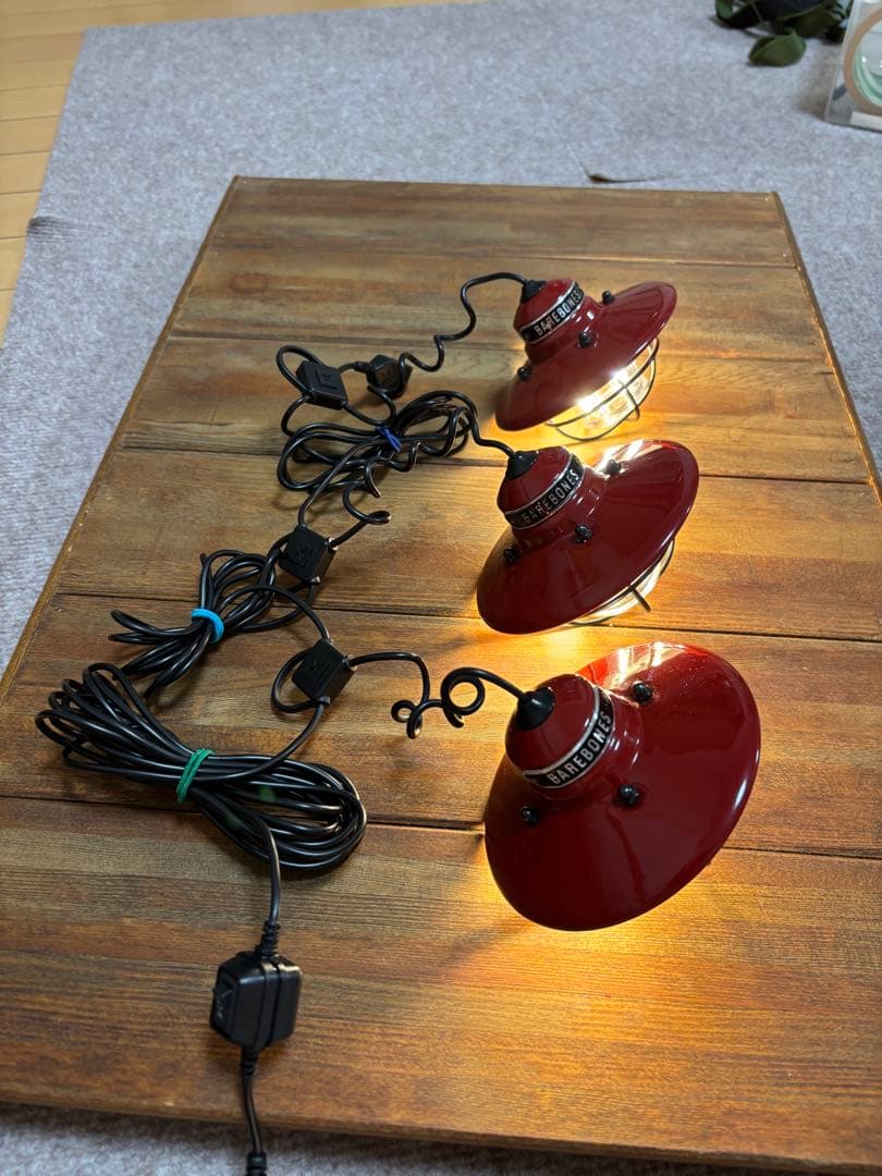 ベアボーンズ ランタン 3連 ストリングスライト　レッド