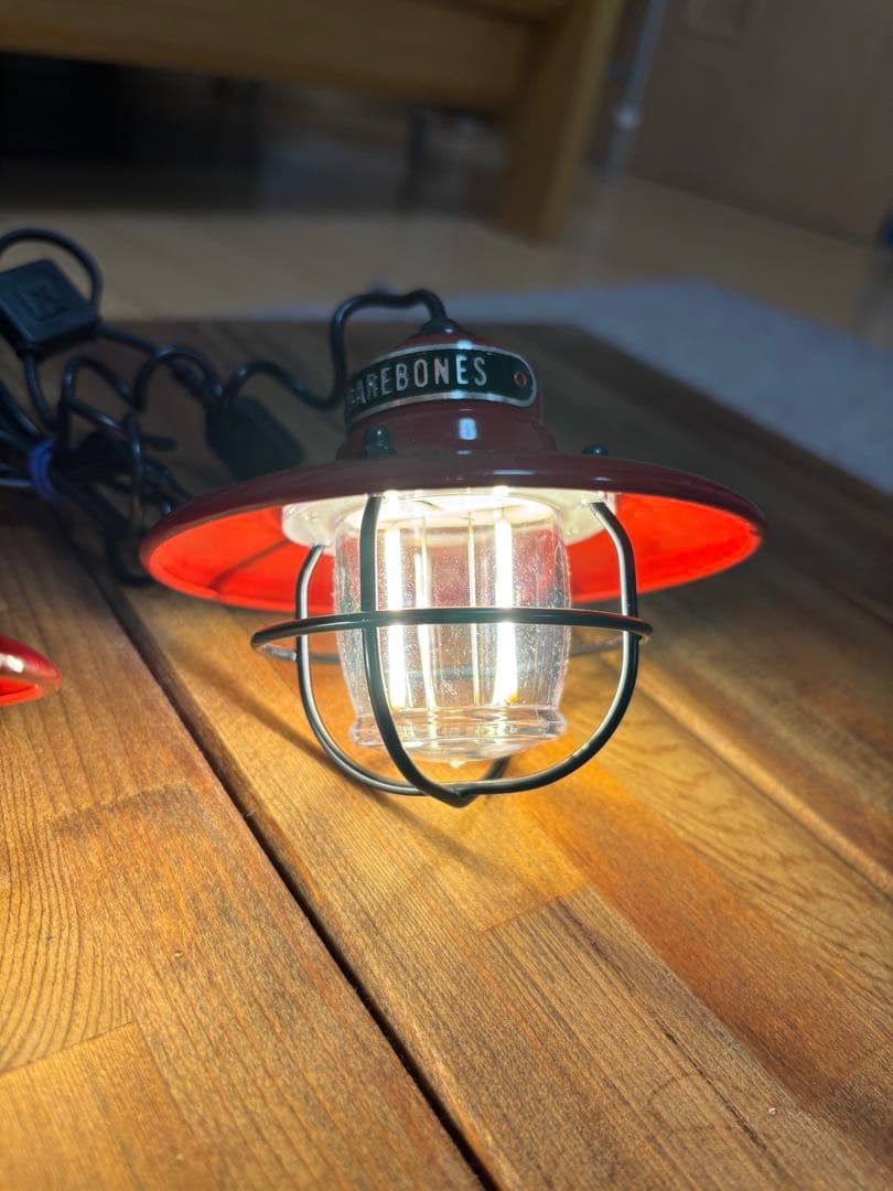 ベアボーンズ ランタン 3連 ストリングスライト　レッド