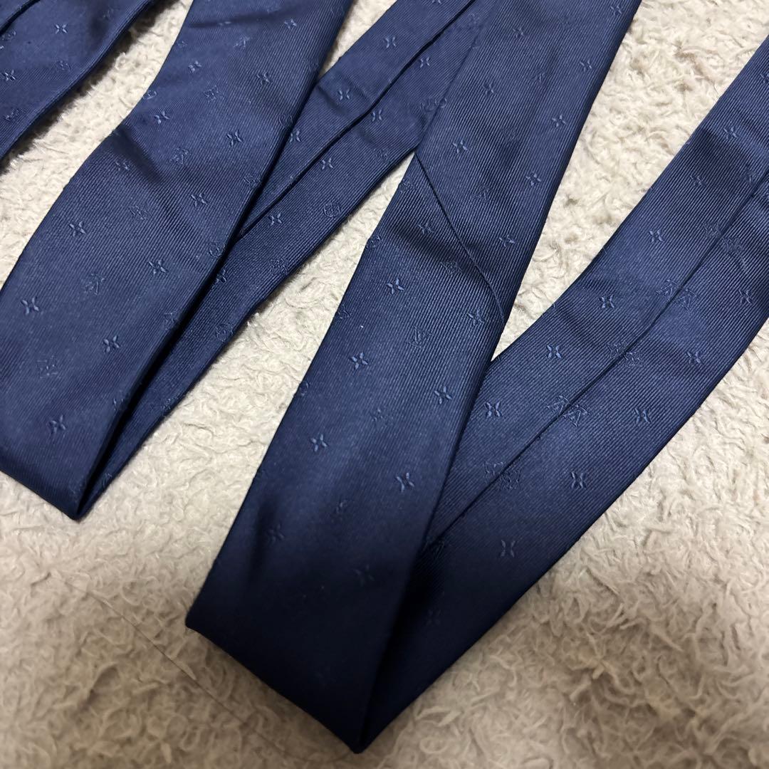 LOUIS VUITTON ネクタイ ネイビー　エブリデイ 刺繍　希少