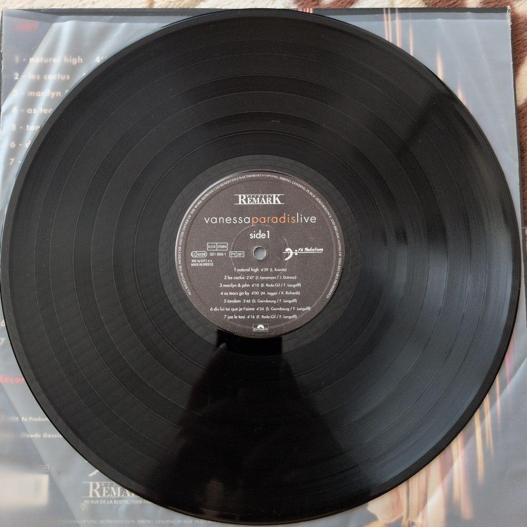 VANESSA PARADIS「Live」