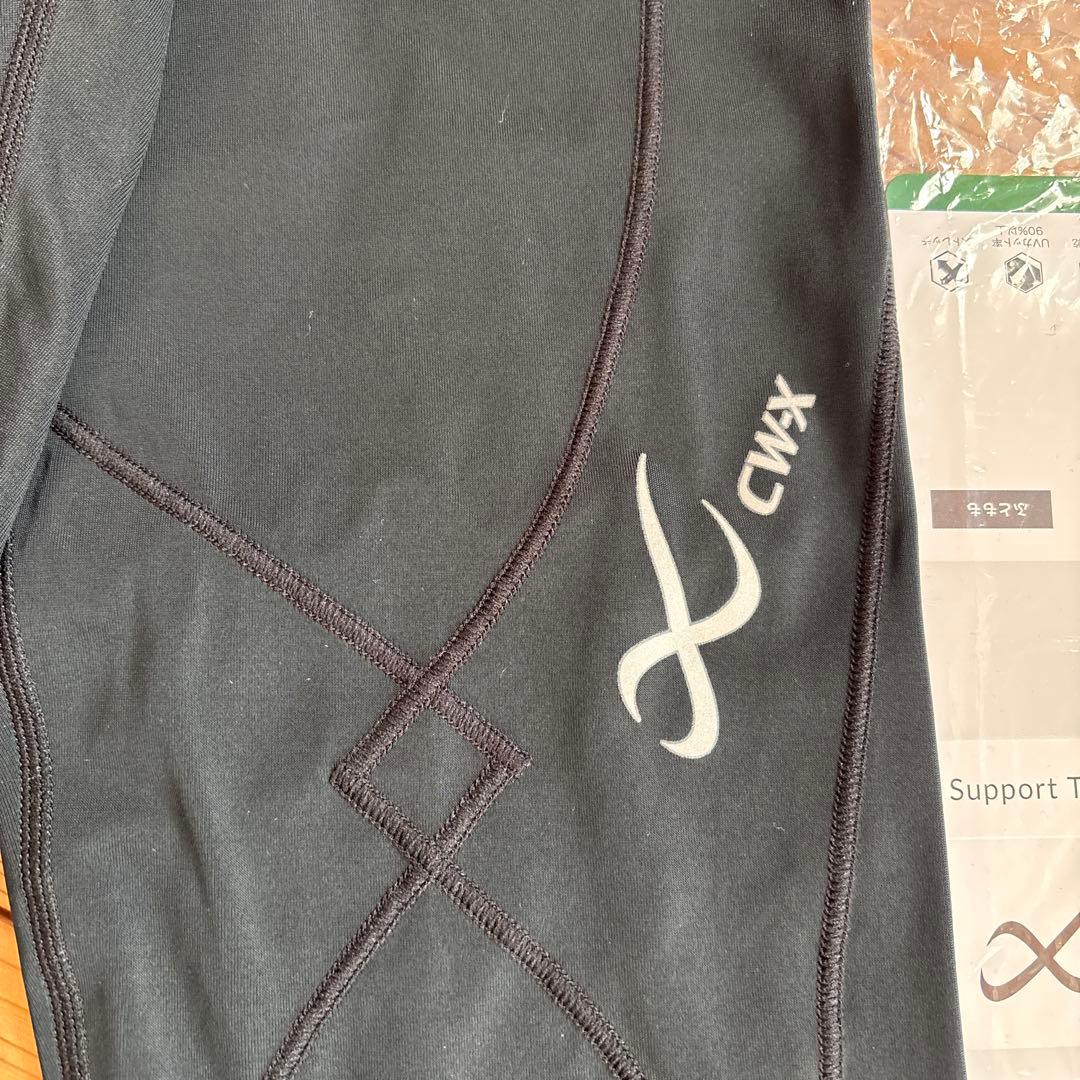 【美品】CW-X 黒 インナータイツ スポー用　セミロング（膝下丈）レディースL