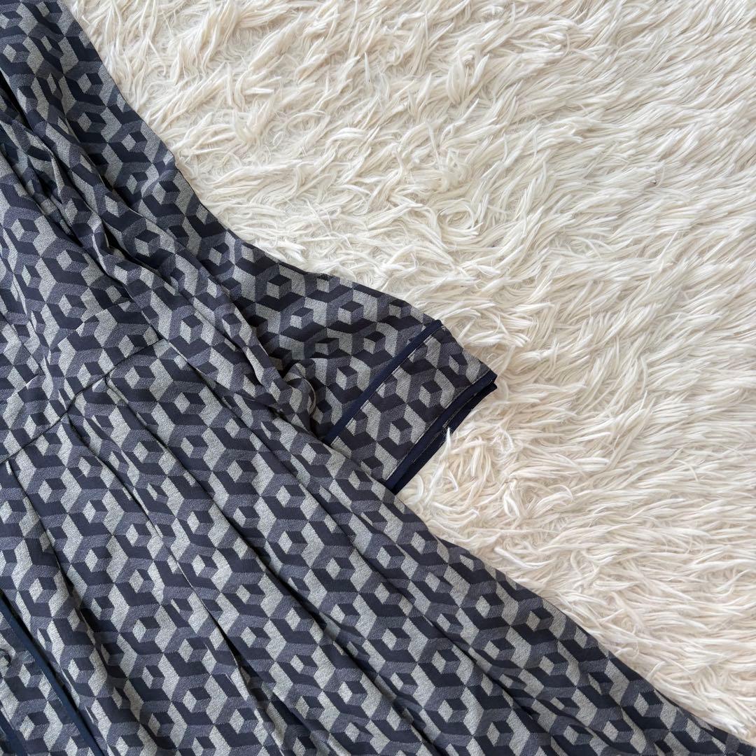 Max&Co 大きいサイズ　シルク100% 総柄シャツワンピース　タック　48