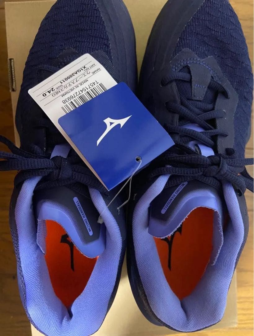 【新品】特価60%OFF！ ミズノ ウェーブステルス NEO 24.0cm