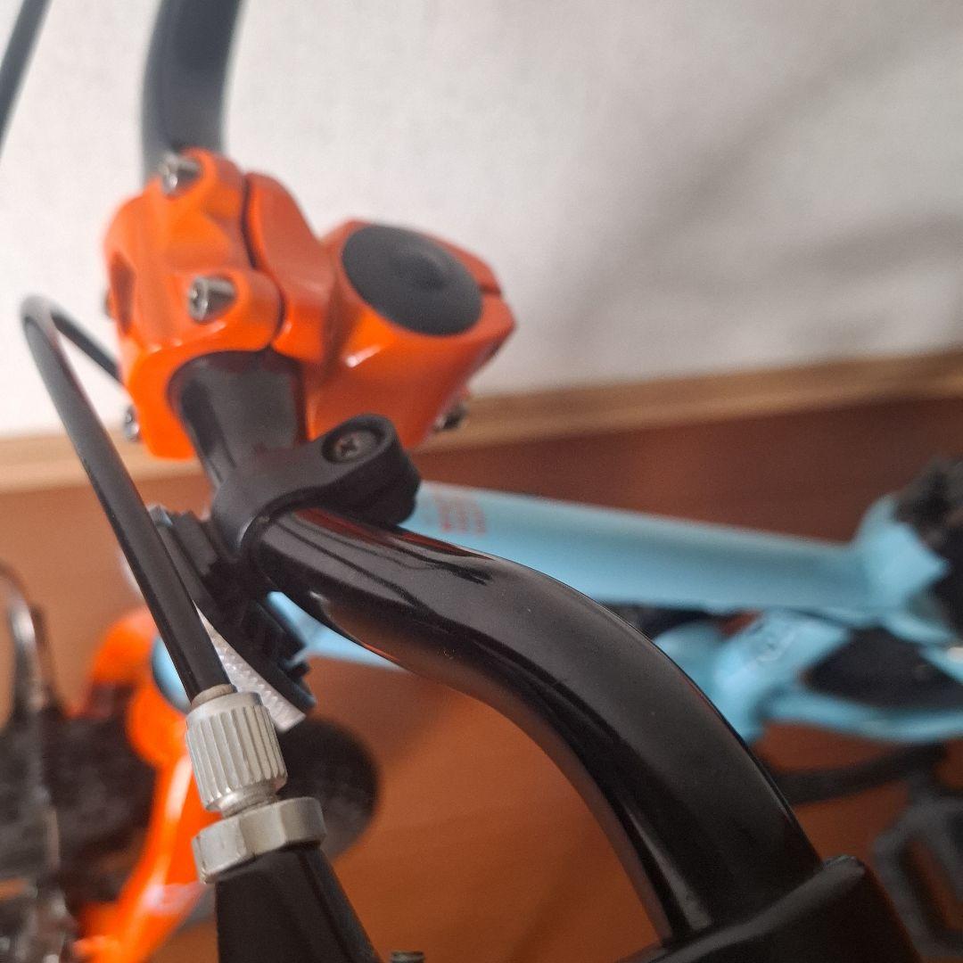 ヨツバサイクル　１２インチ　(匿名配送！配送料込価格！一部分解後の梱包←要確認)