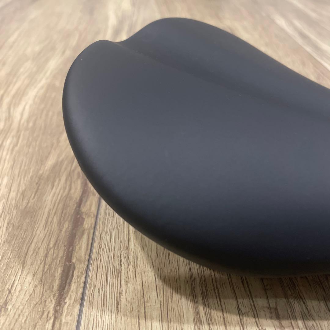 Fabric SCOOP RACE SHALLOW サドル チタン142mm