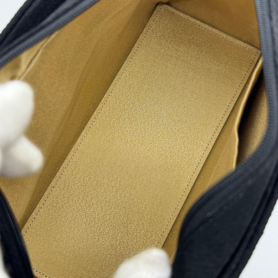 シルク100% 刺繍入り 和装 利休バッグ 上品デザイン