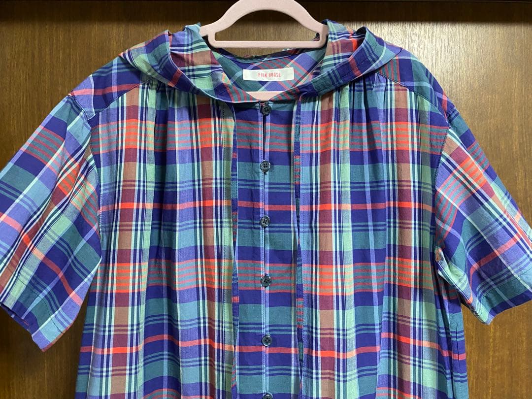 ピンクハウス　フード付きチェックワンピース