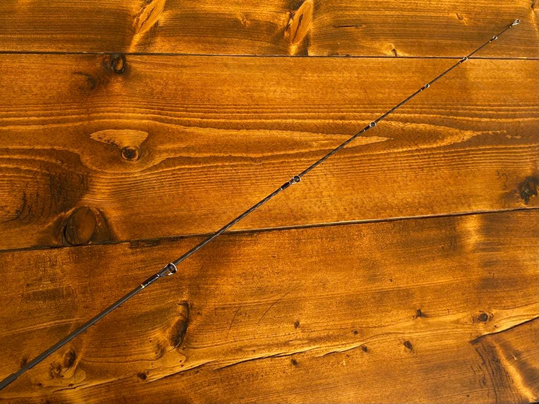 トラウトロッド　ウッドリールシート　渓流釣り　源流　天然木　スピニング　山女魚