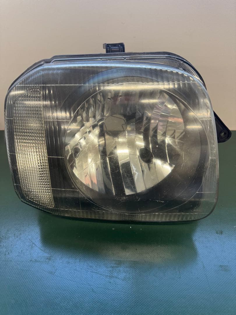 JB23ジムニー　純正ヘッドライト左右セットLEDヘッドランプH4付き