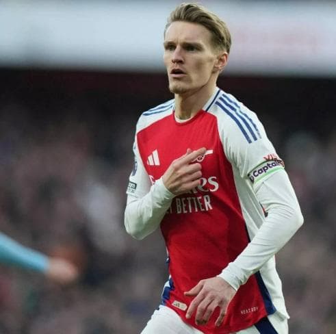 アーセナル　ウーデゴール　オーセンティック ホーム CL（M）2024-25