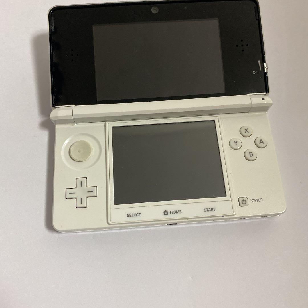 ニンテンドー3DS ピュアホワイト