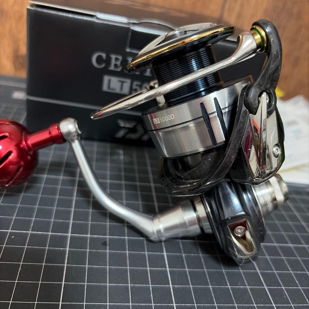 DAIWA 19 CERTATE LT5000Ｄ　スピニングリール　SLP ノブ