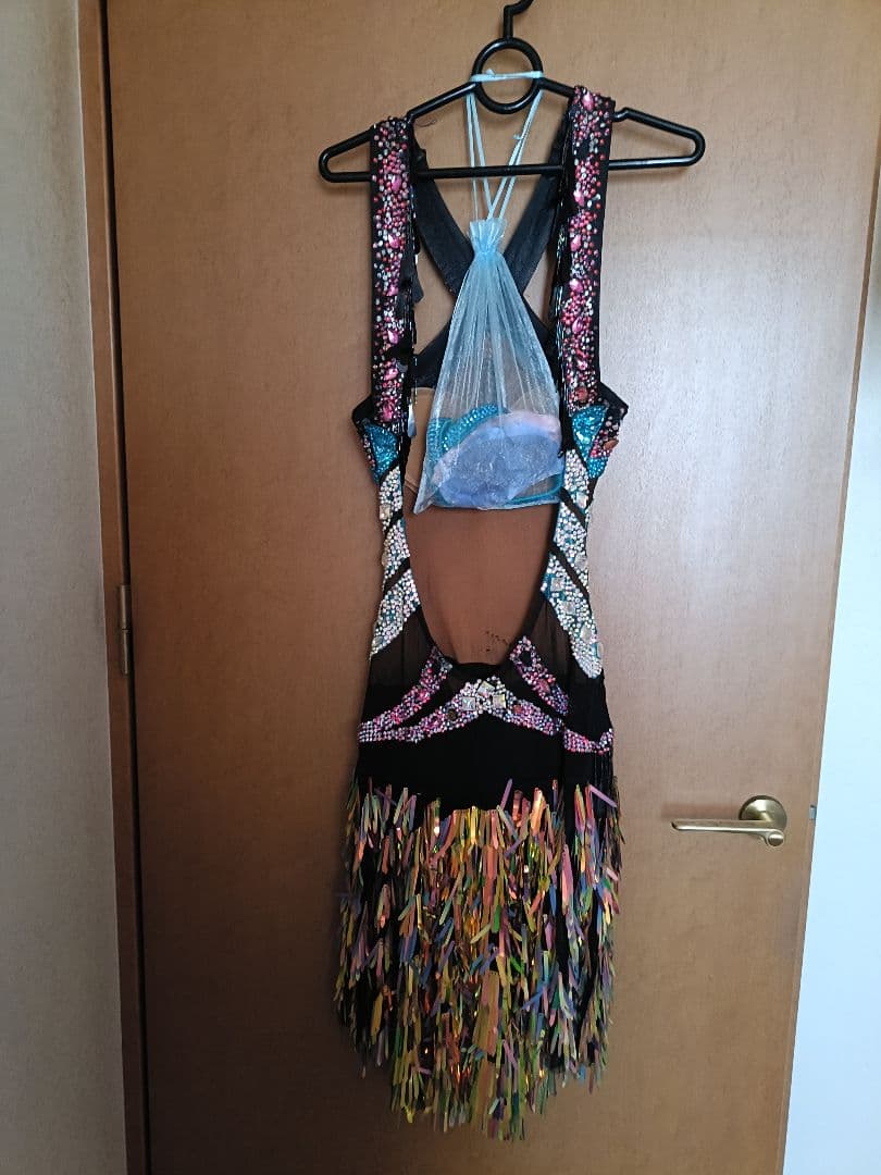 社交ダンス用ビーズ装飾ドレス