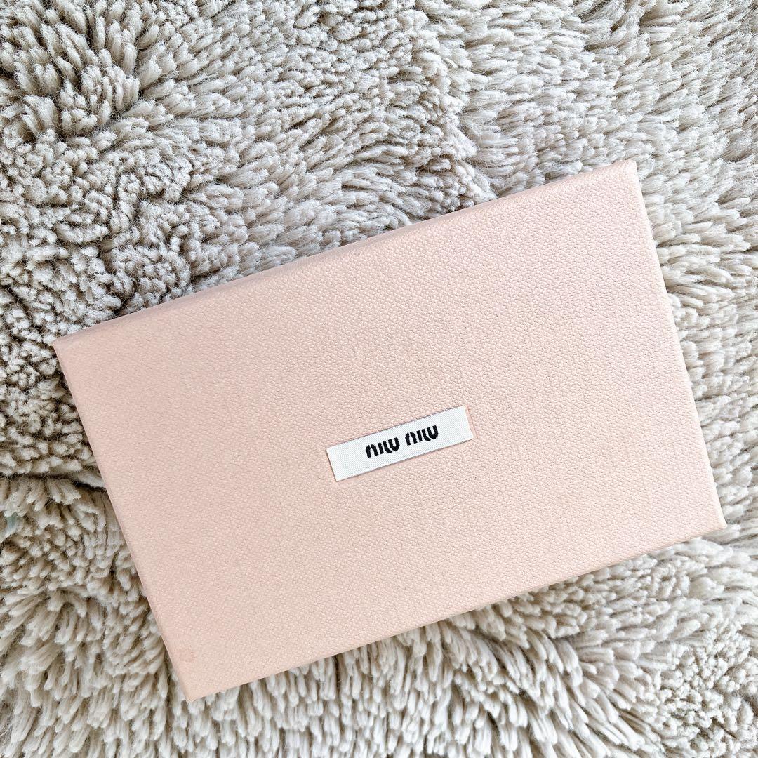 美品✨希少✨キーリング付6連キーケース ミュウミュウ マテラッセ ホワイト