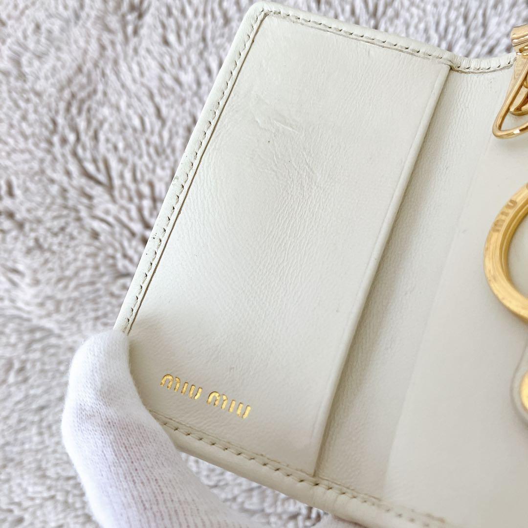 美品✨希少✨キーリング付6連キーケース ミュウミュウ マテラッセ ホワイト