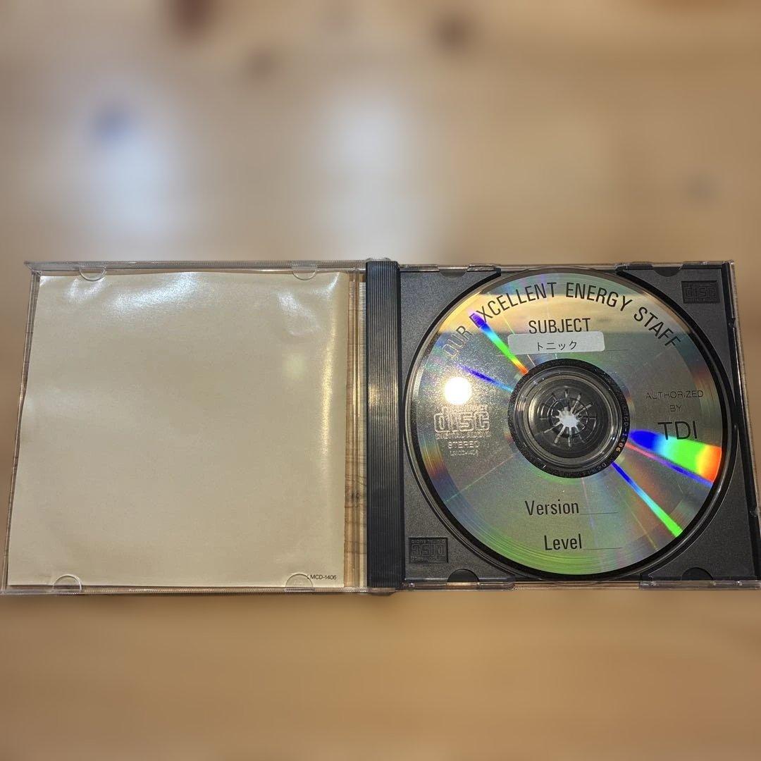 our excellent energy staff トニック　パパベル