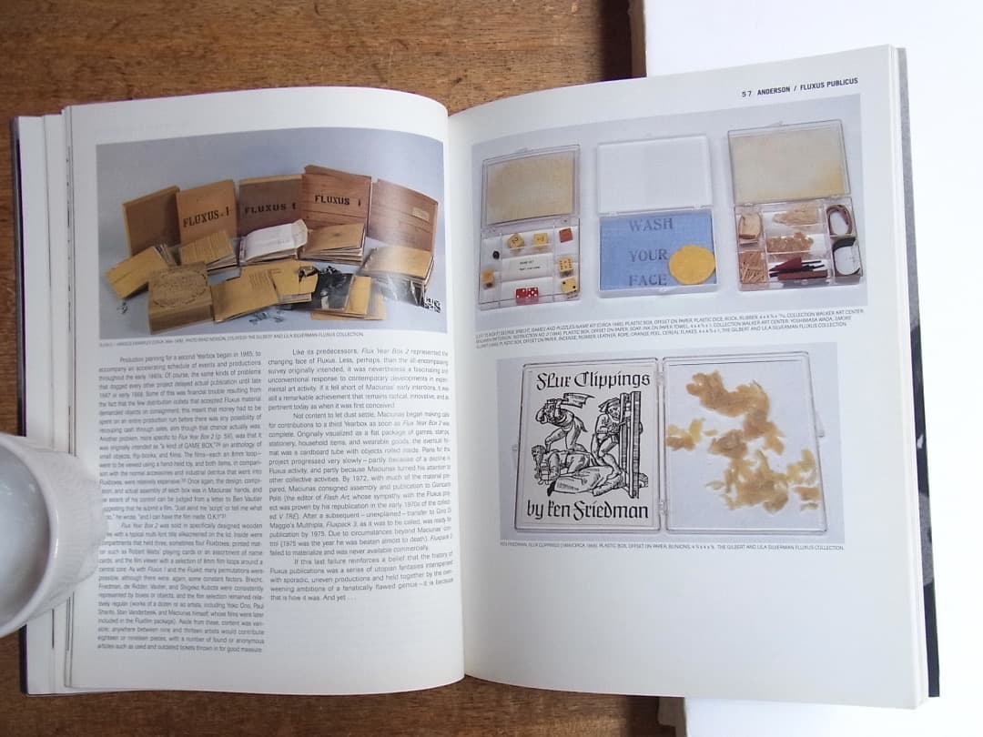 In the Spirit of FLUXUS／フルクサス展覧会図録1993年