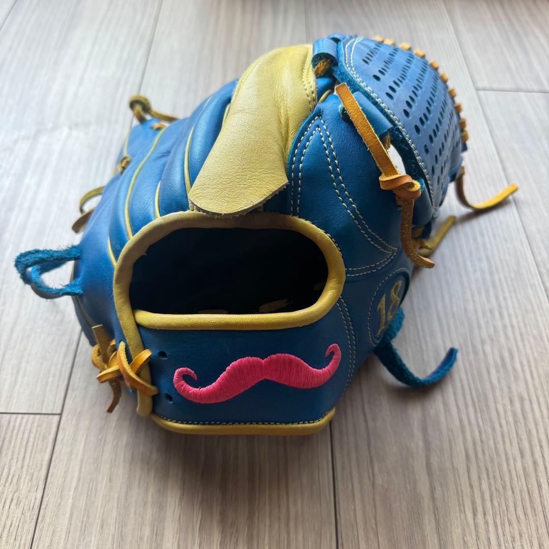 軟式グローブ　投手　ピッチャー