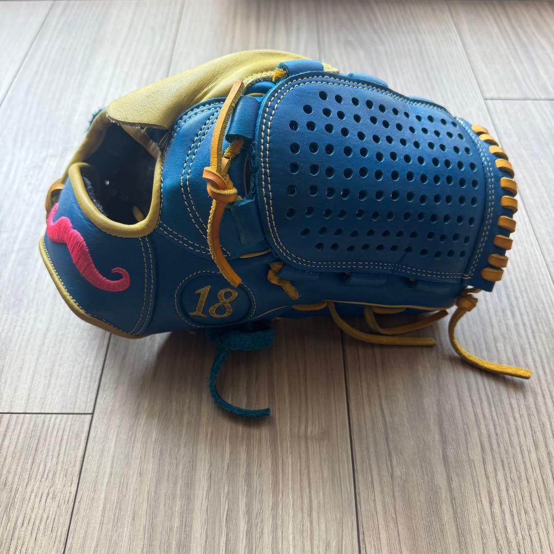 軟式グローブ　投手　ピッチャー