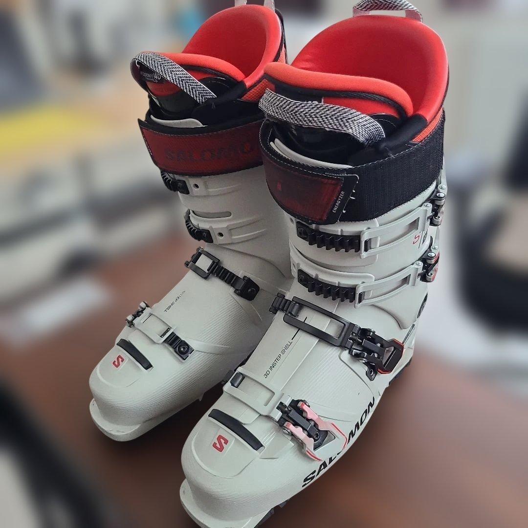 SALOMON　スキーブーツ　28-28.5cm